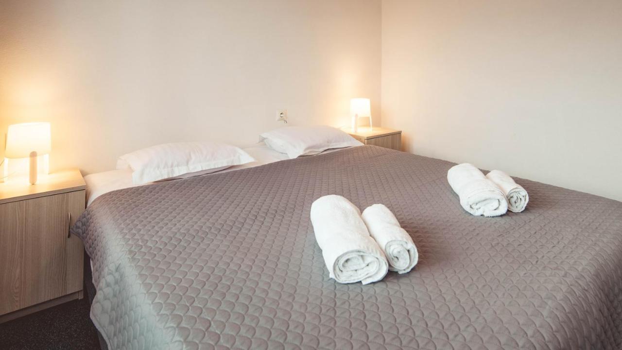 Bed and Breakfast Zatwarnica Lutowiska Exterior foto
